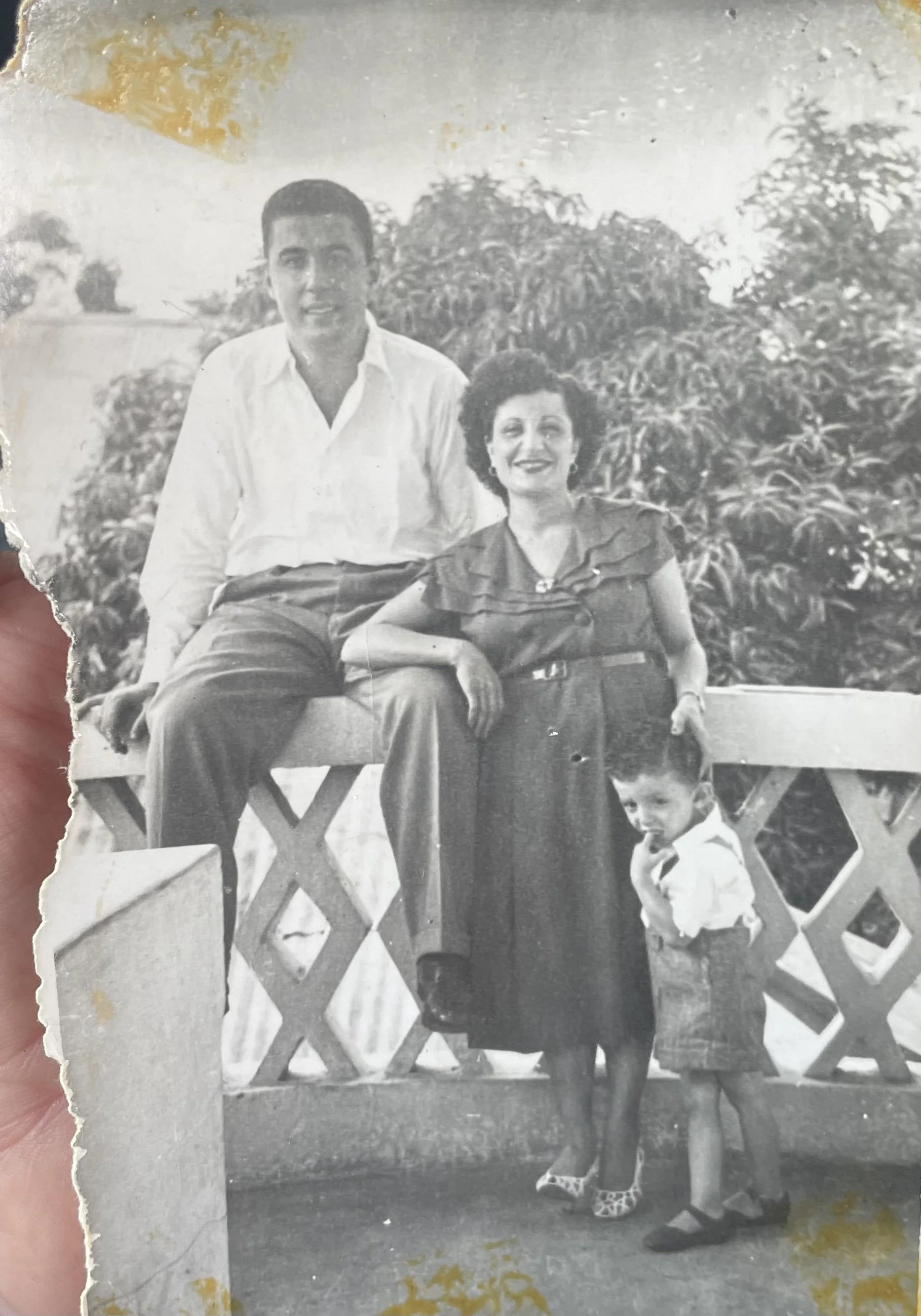 // IN RELATIONSHIP //  HEART FULL  + FULLY PRESENT