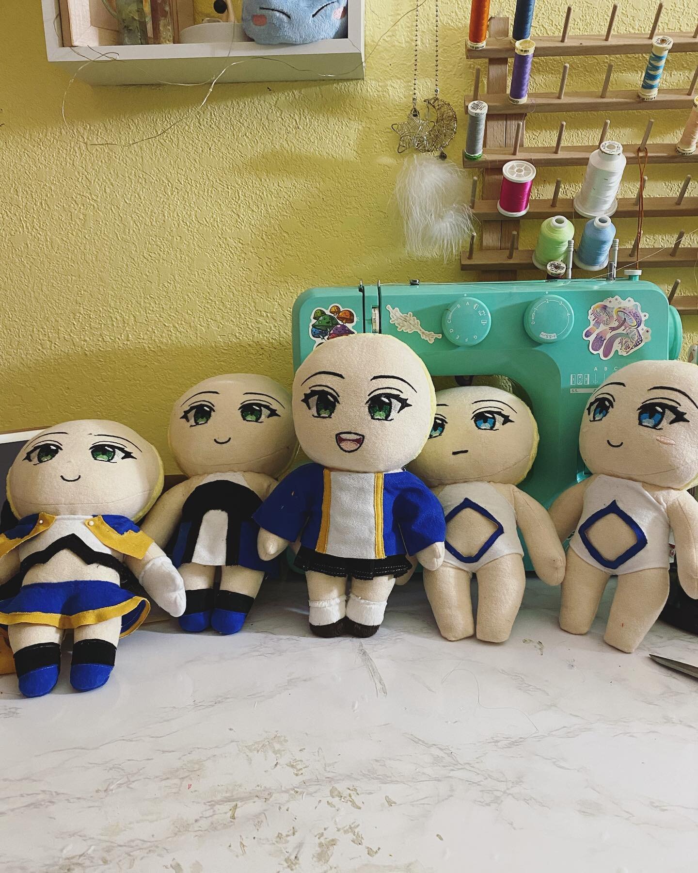 Got a decent amount of progress made on the chibis~ had fun streaming the process on twitch :3 

I think links in bio I&rsquo;ll prob stream tomorrow tho depends on plans with my dad ^_^ 

#plush #commissions #blazblue #mu12 #noelvermillion #stream