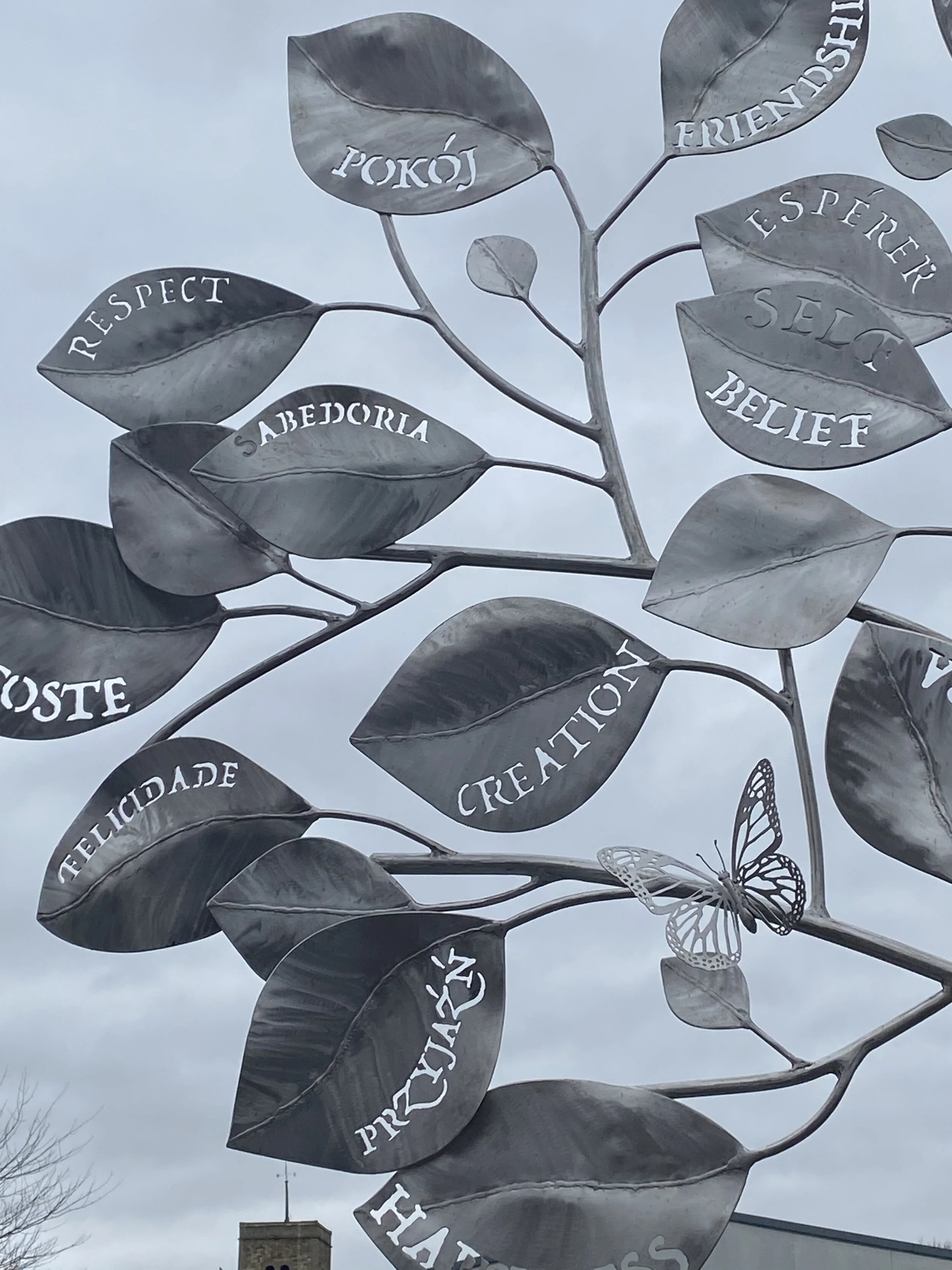 James Sutton Sculpture Tree......jpeg