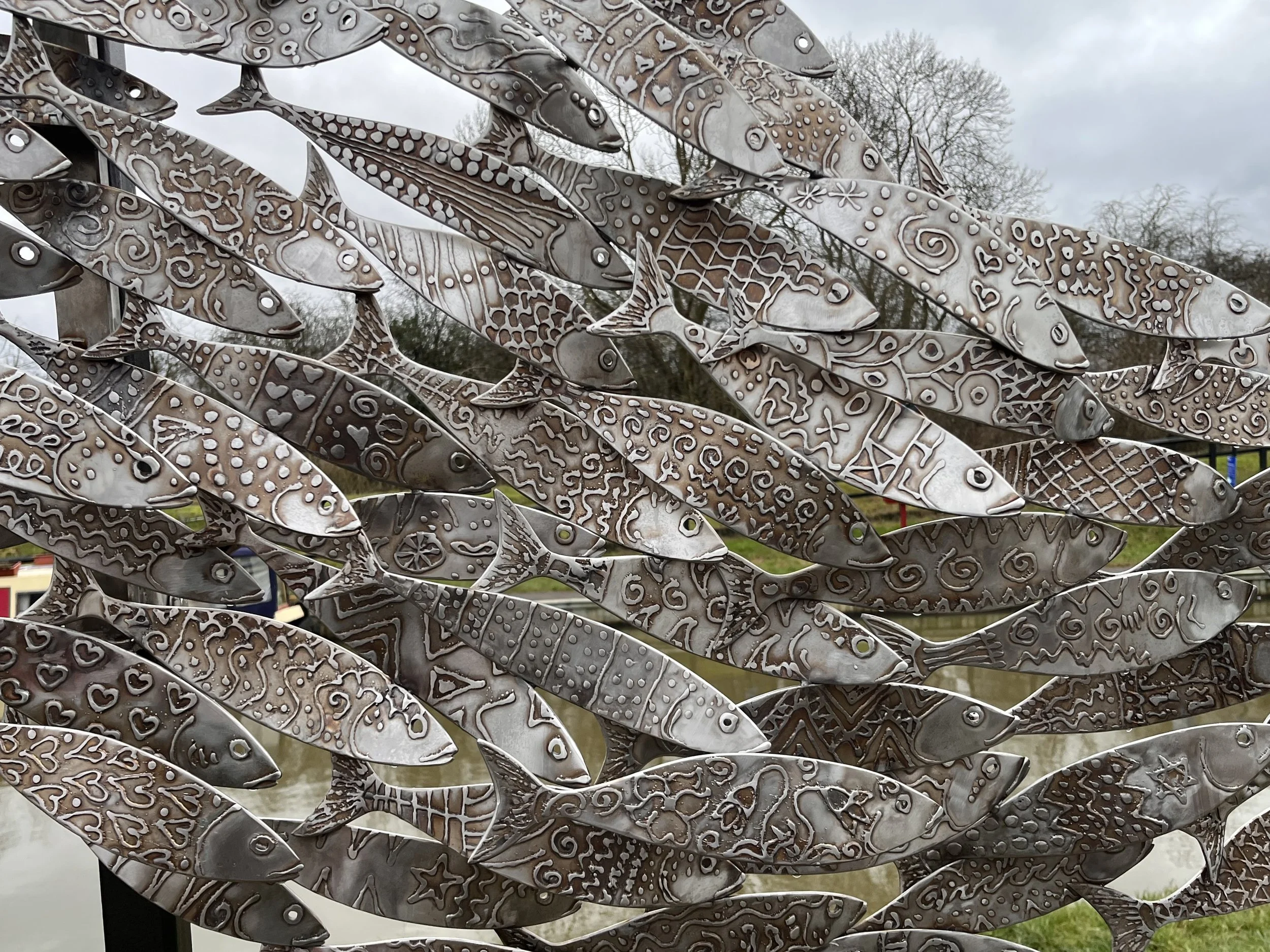 Saxilby Fish Shoal Community art sculpture