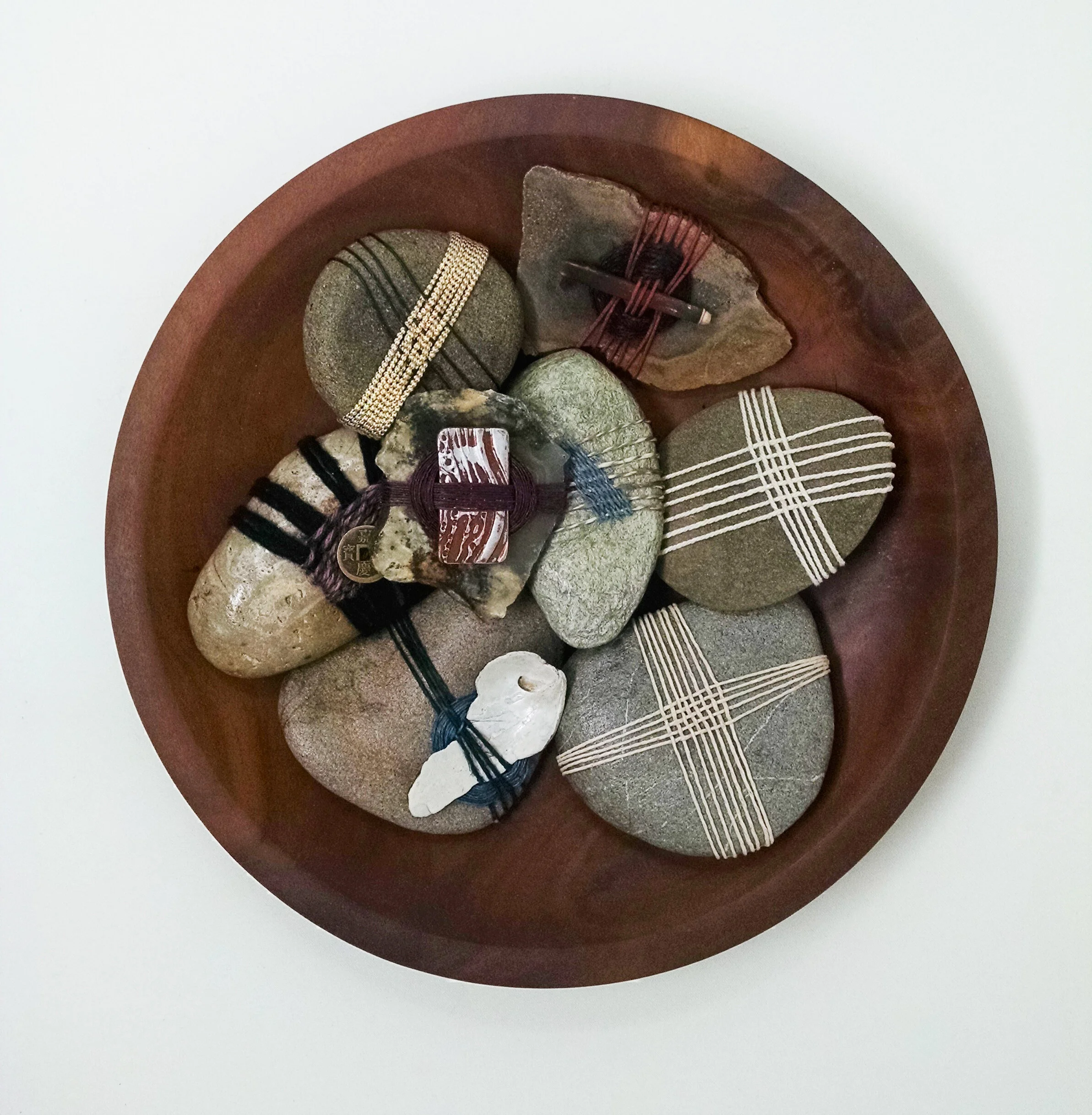 Virtual Art Class Serenity Stone Wrapping with Kathy Badrak
