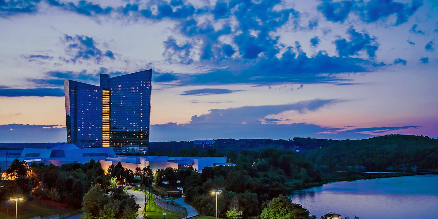 tzoo.hd.12461.830.550474.MoheganSun.jpg