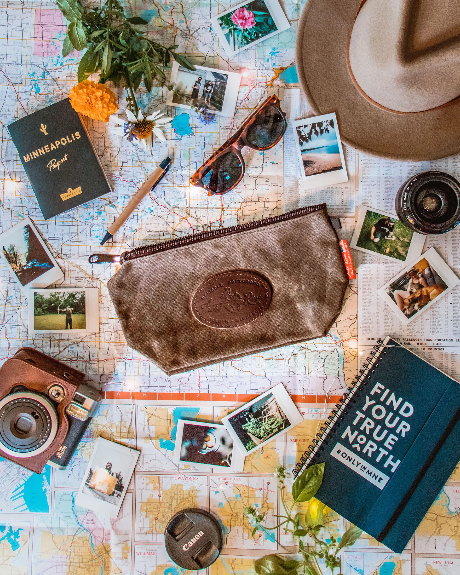 frost_river_accessories_bag_flatlay.jpg