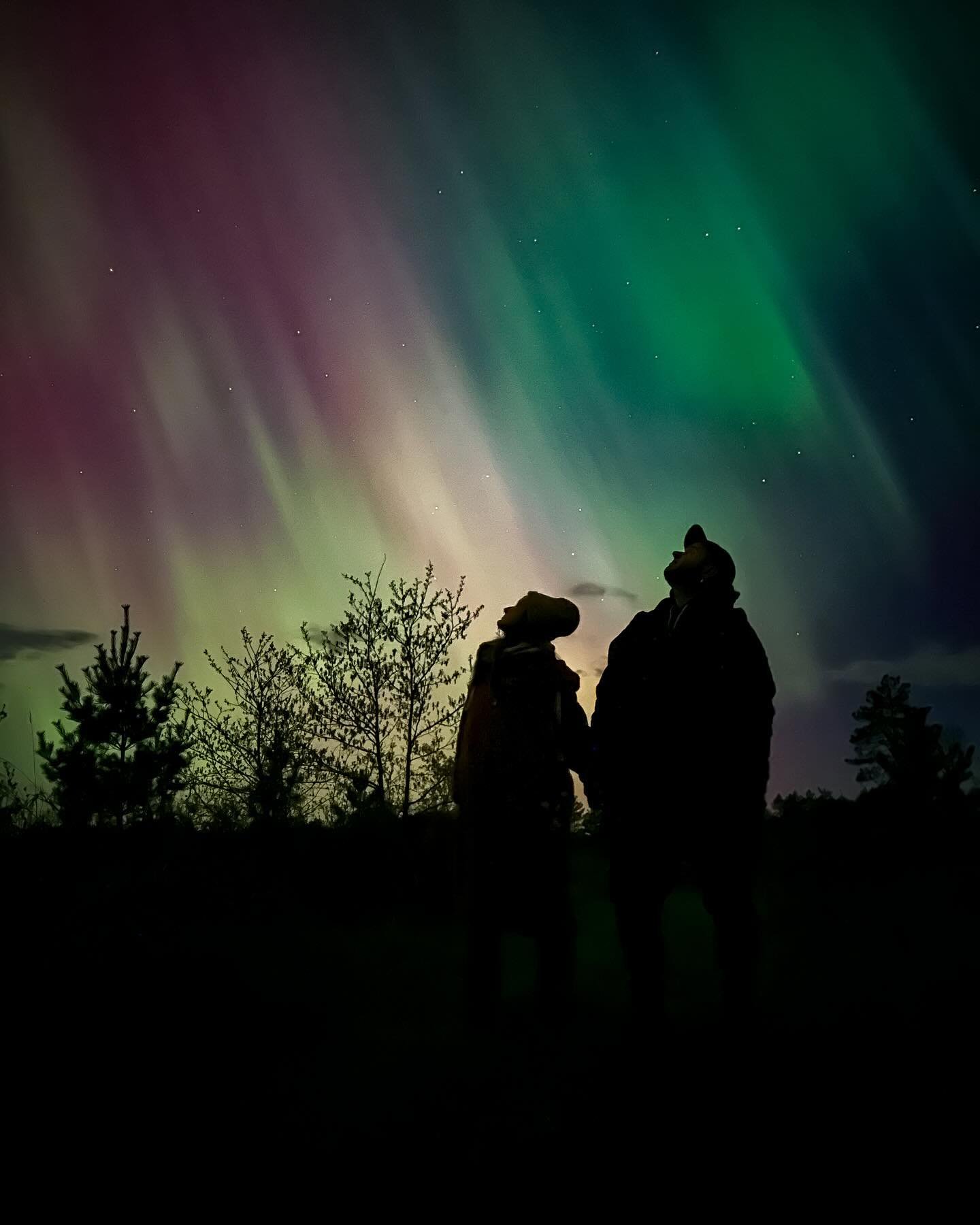 Still in absolute disbelief from the night we had seeing the northern lights together! I&rsquo;ve lived in Minnesota for nearly 20 years and this was my first time ever getting to see them in person and boy oh boy it did not disappoint!

I have so ma