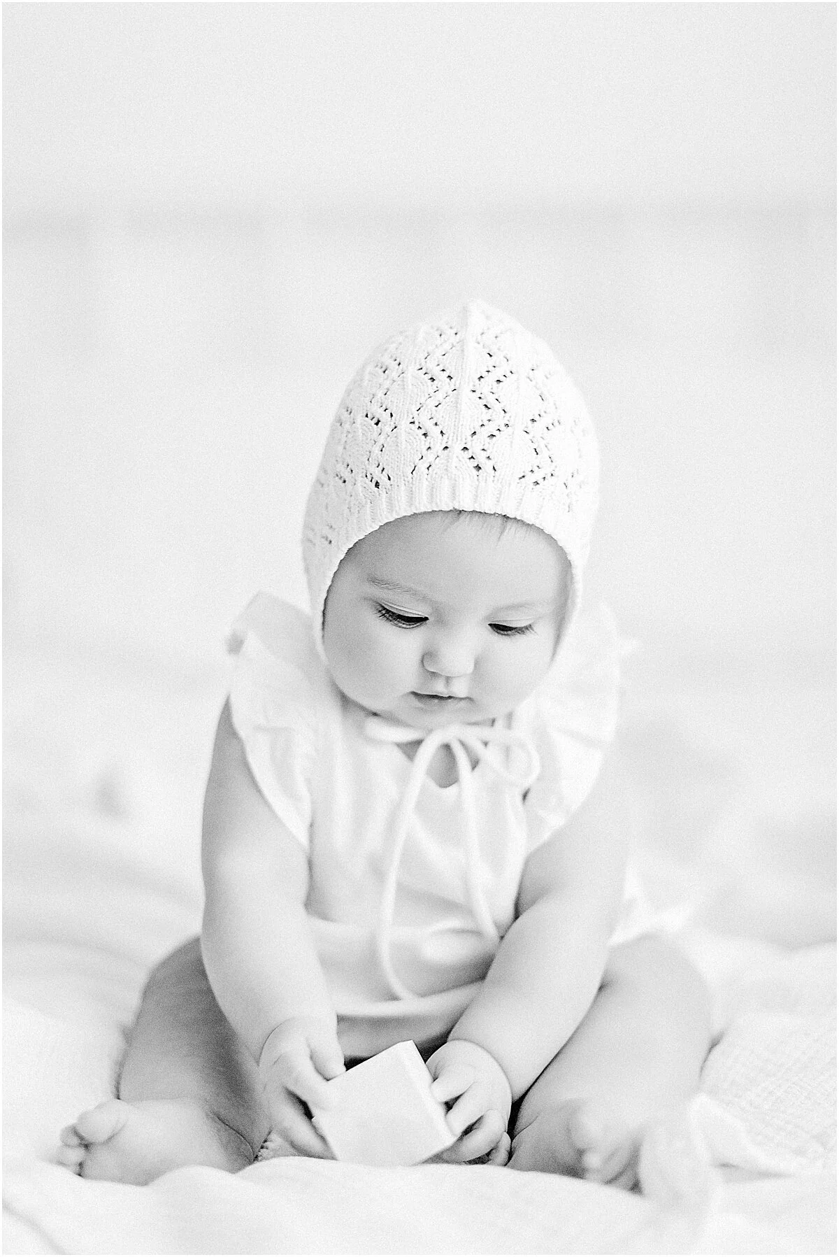 Flower Mound Photographer, Flower Mound Family Photographer, Dallas Child photographer, Dallas Family Photographer, Dallas Photographer, Flower Mound baby Photography, Milestone 6 month sitter session, lewisville photographer, southlake photographer…