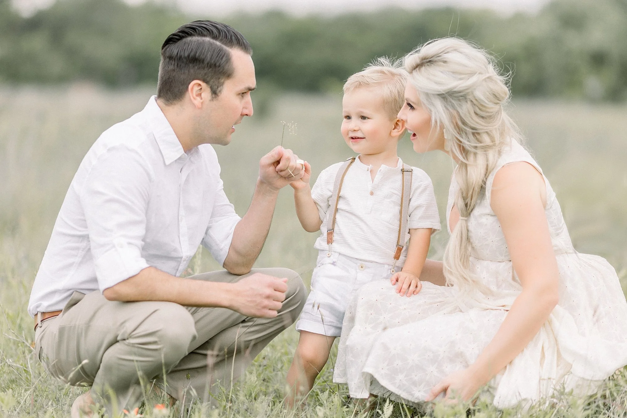 DFW family photo shoot outdoors