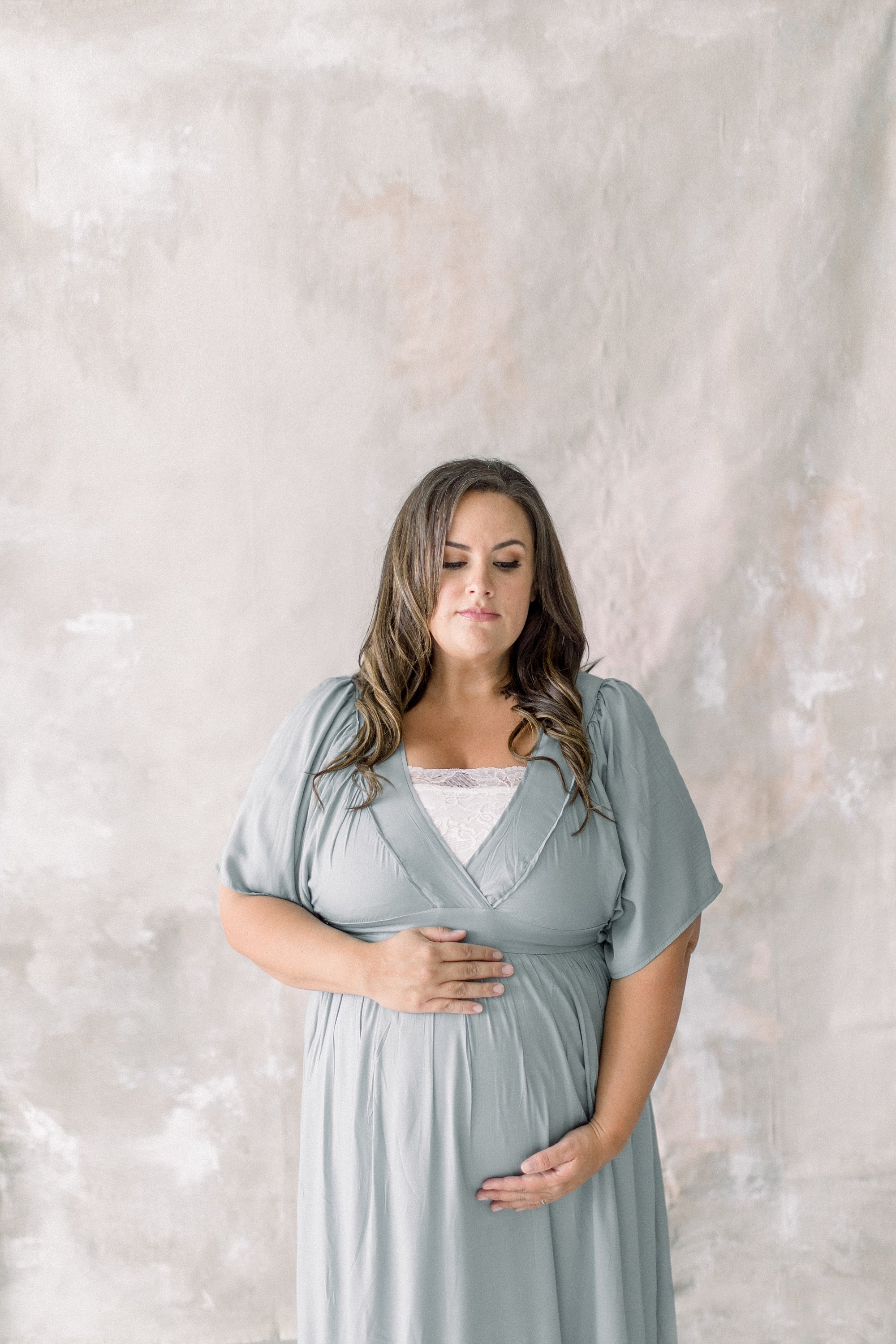 Elegant maternity portraits DFW
