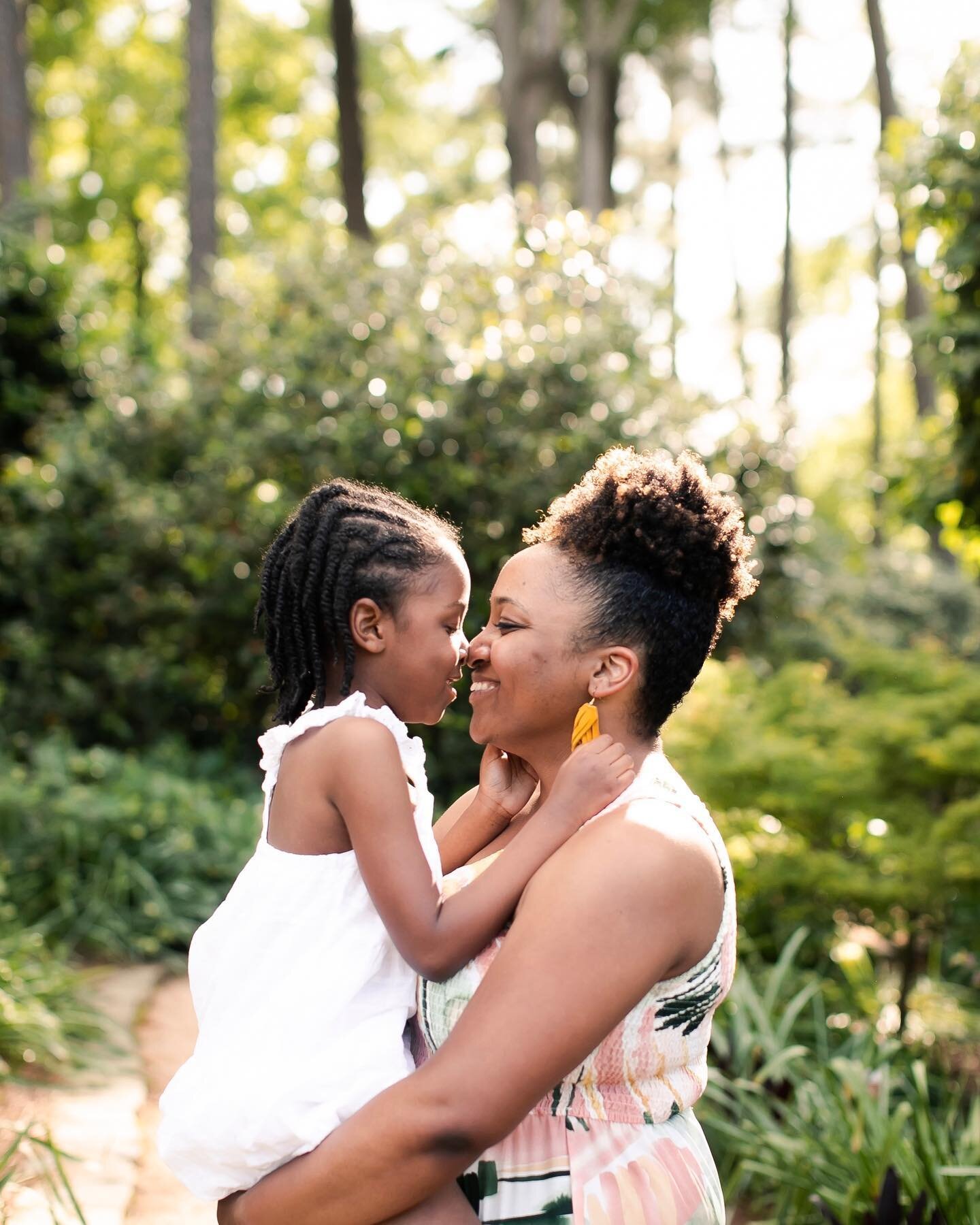 When&rsquo;s the last time you were photographed with your mother? My mom made a last-minute trip down to Raleigh this week, and I&rsquo;m making it my mission to be photographed with her before she leaves.
🤞🏽
As much as I love meeting new families