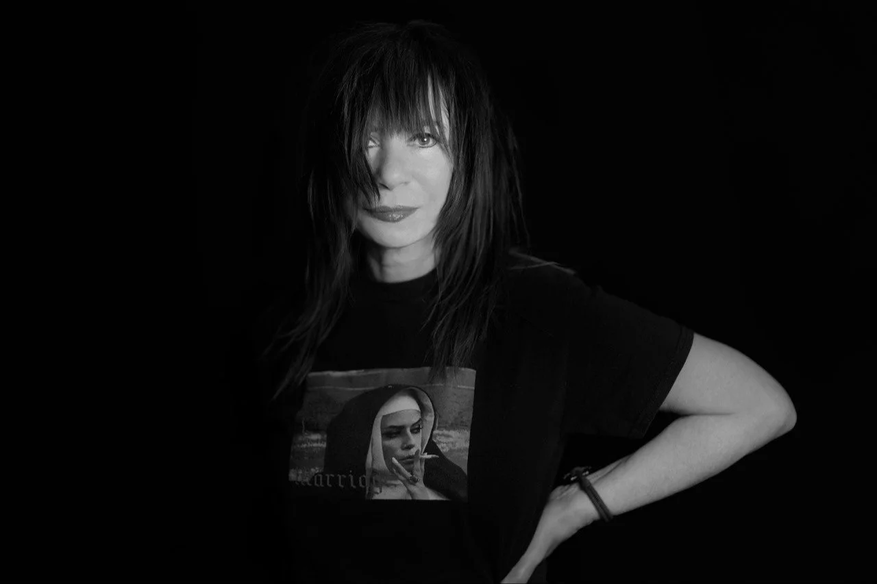 Adele Bertei discusses TWIST: An American Girl, her wrenching & poignant new memoir