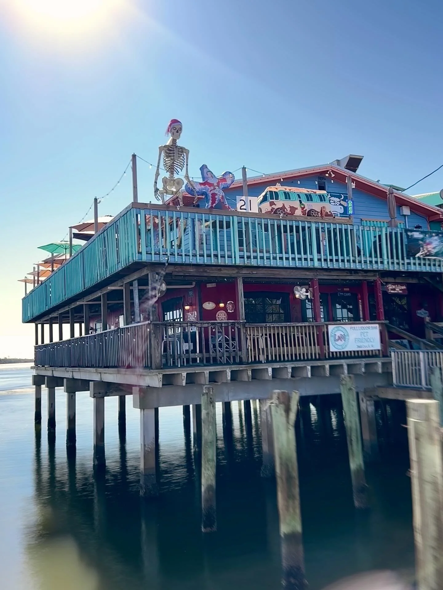 New Years Day in Cedar Key, Florida with family! Starting 2026 with gratitude and excitement for what this year brings!