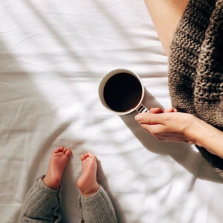 Mama Monday&rsquo;s ☕⁠⁠
⁠⁠
Here's your Monday reminder to honour what you can handle each day. To ease ourselves into a smoother week (and maybe less melt-downs for both the kiddos and Mom), here are four ideas YOU can integrate at the start of each 