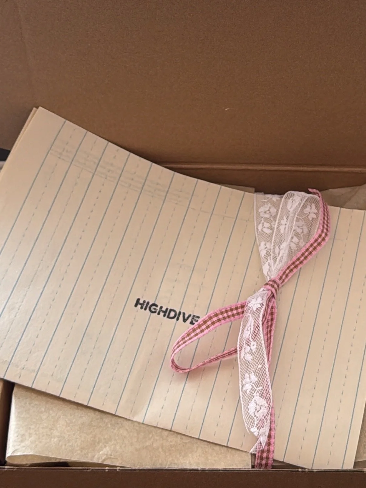 In the studio waiting for spring &hellip; 🌱