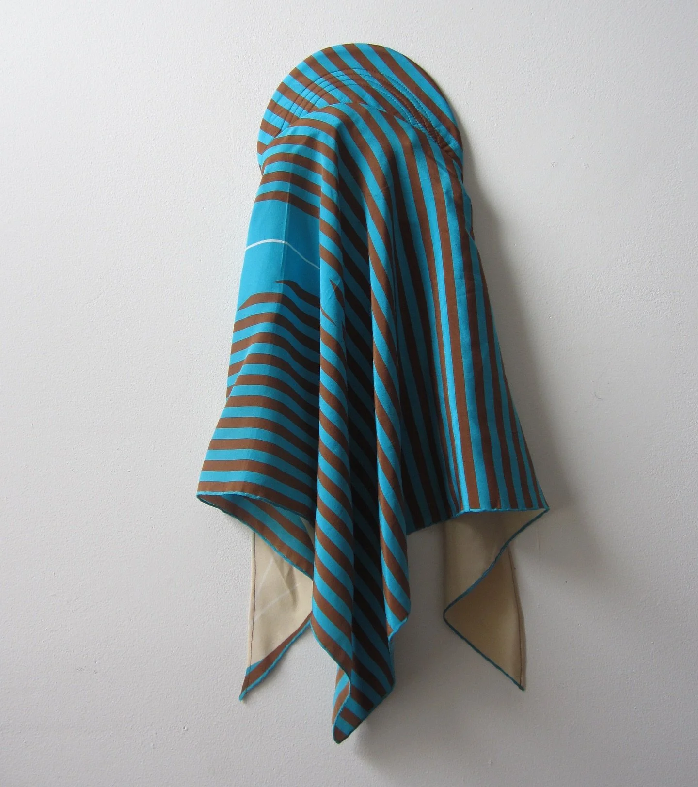 Beach stripes 🏖️ that&rsquo;s the whole post. 

All these prints are available on Highdivenyc.com ❤️ 

Each hat is made from a vintage scarf, meaning only one or two of each print is ever available 

Always made one by one, in NYC 🗽