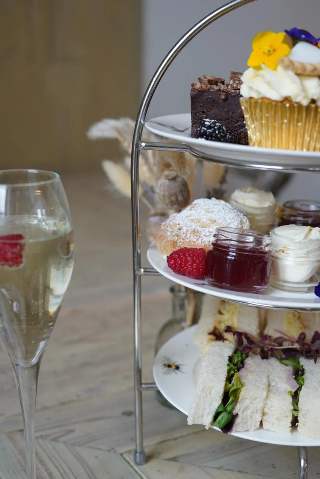 B4D760BA-F035-4EFC-BD54-6E3F33B562E2