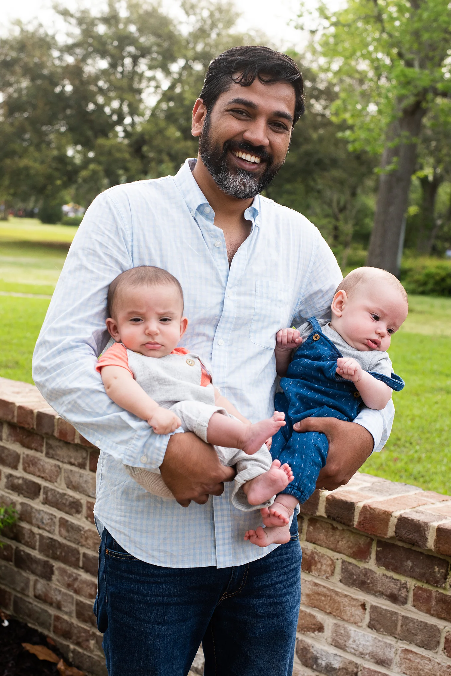 Family portrait in Hampton Park by Reese Moore Photography