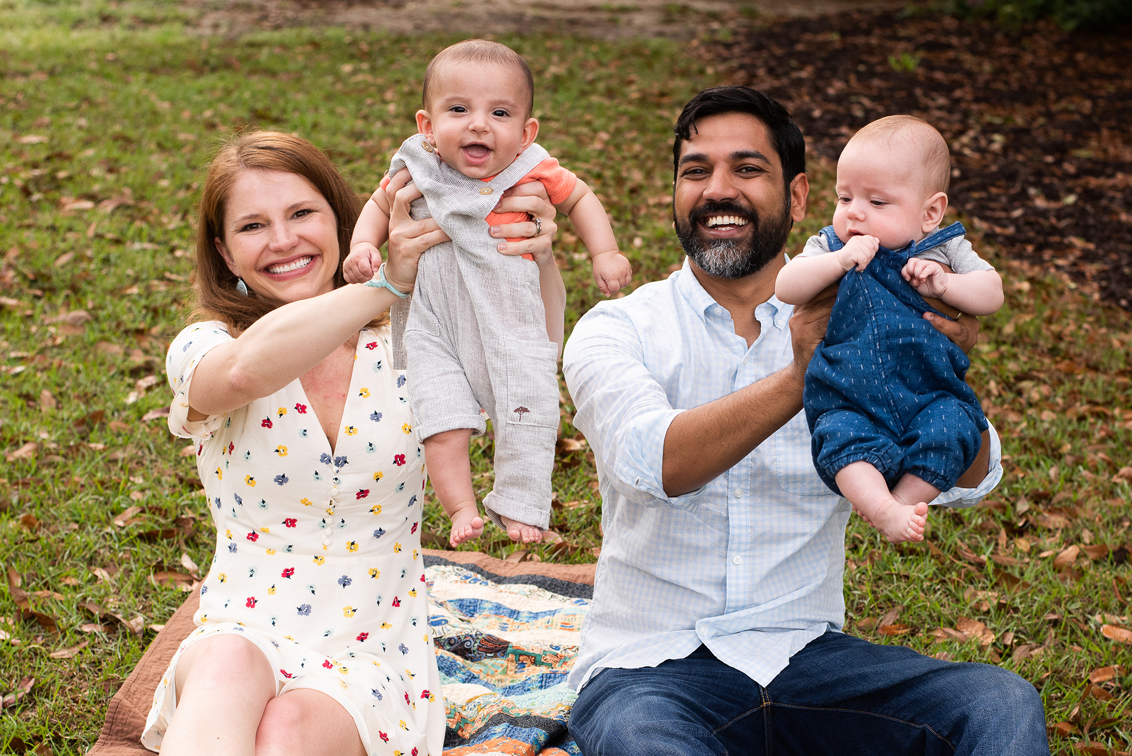 Family portrait in Hampton Park by Reese Moore Photography