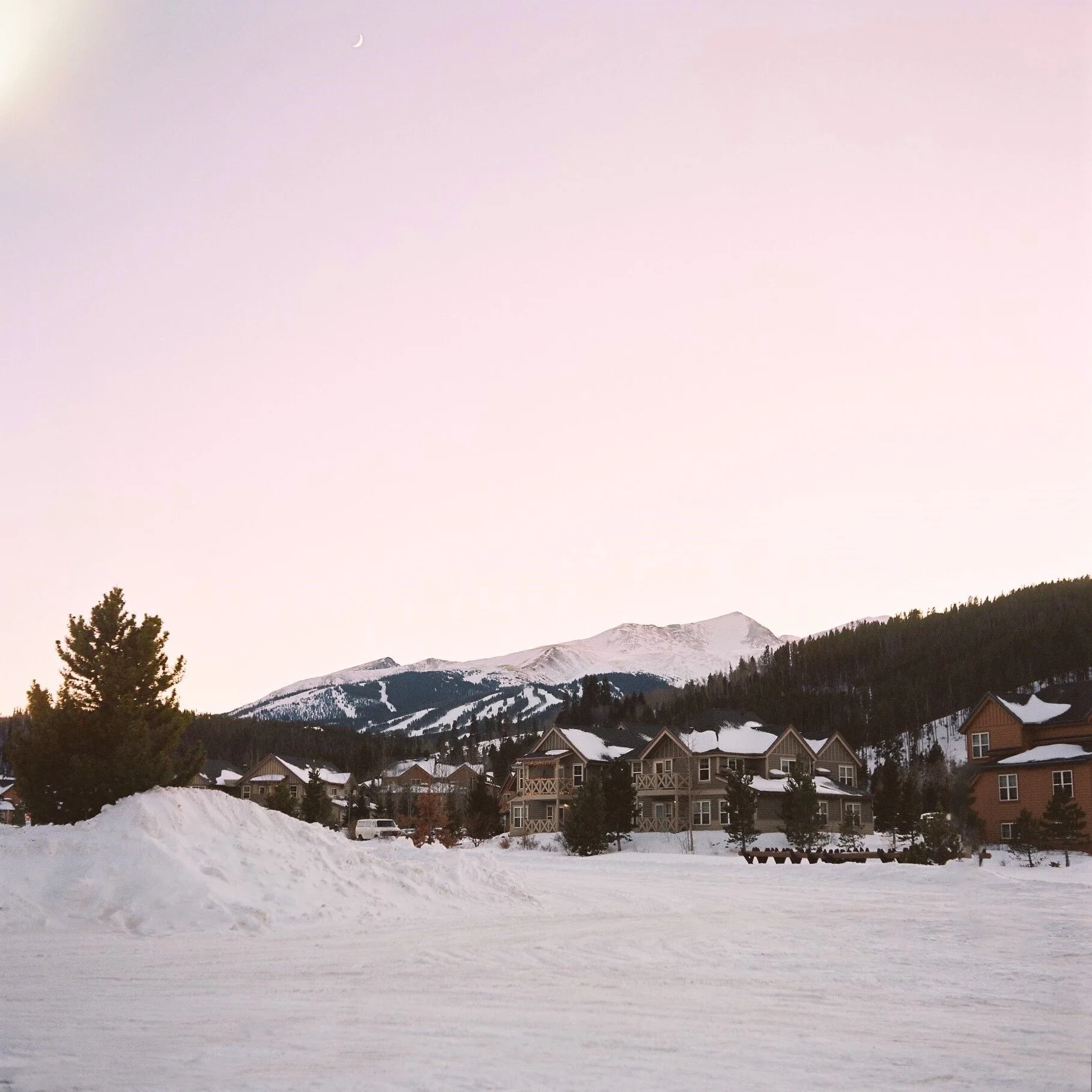  Breckenridge, CO. Gotta love these cute little mountain towns. 