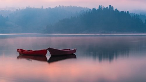 dawn canoes.jpg