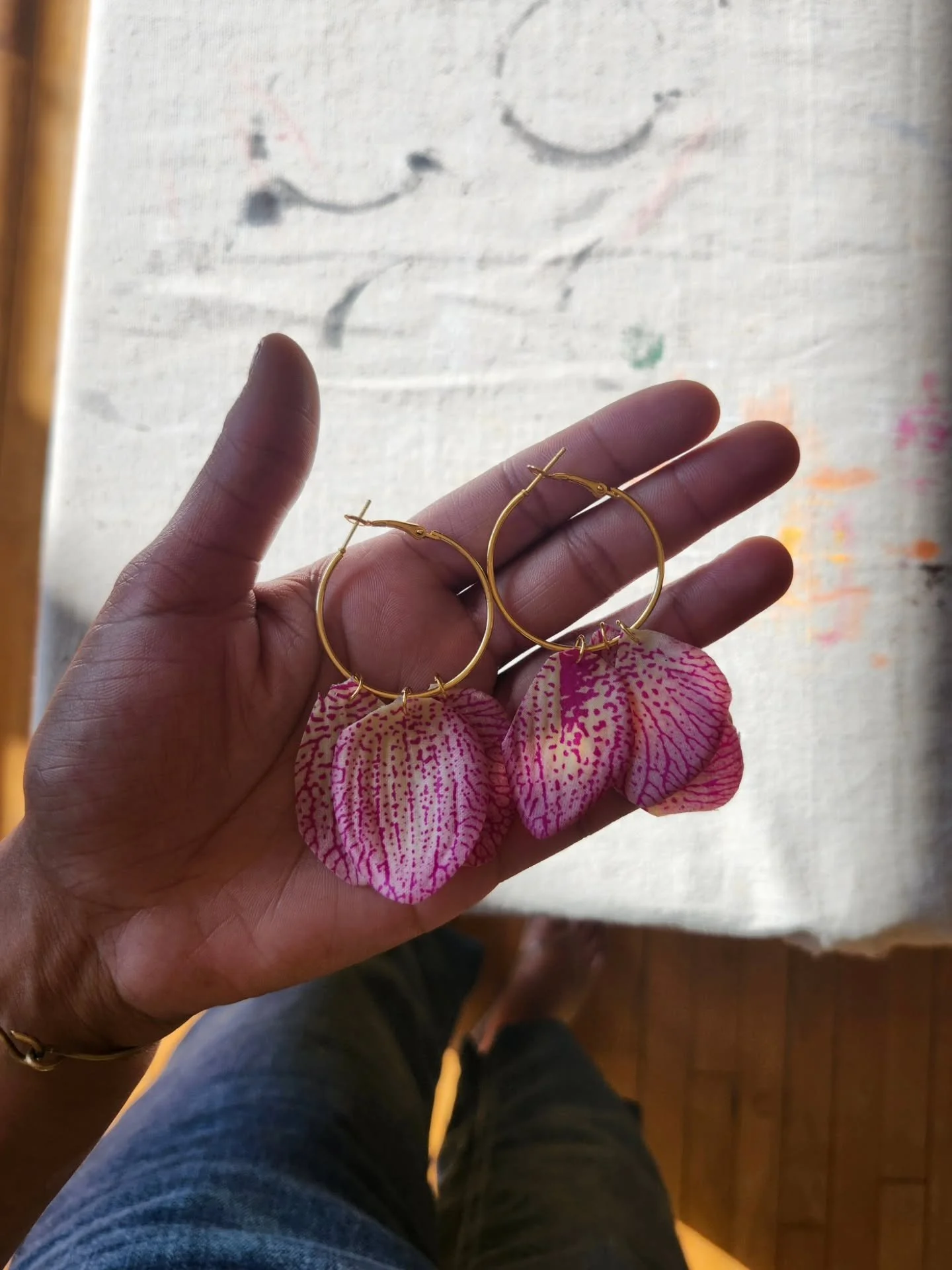 Orchid leaf hoops 🤍