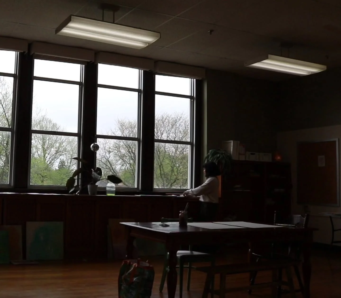 JOURNAL LOG /
Been here the past few days, 
-S e a s o n  c h a n g e-
 existing in the in-between. In between jackets,  and sunny days, in between winter and summer. In between opening, and closing. In between fear of the unknown and trusting in the