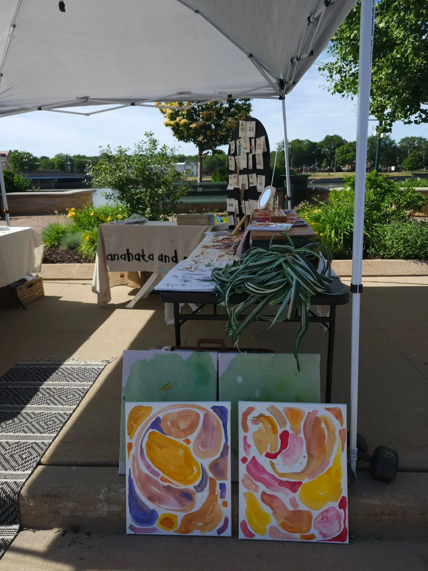 All set up at Dixon City Market, and busy working on some new pieces! See you in a bit. 🌸💫🤍