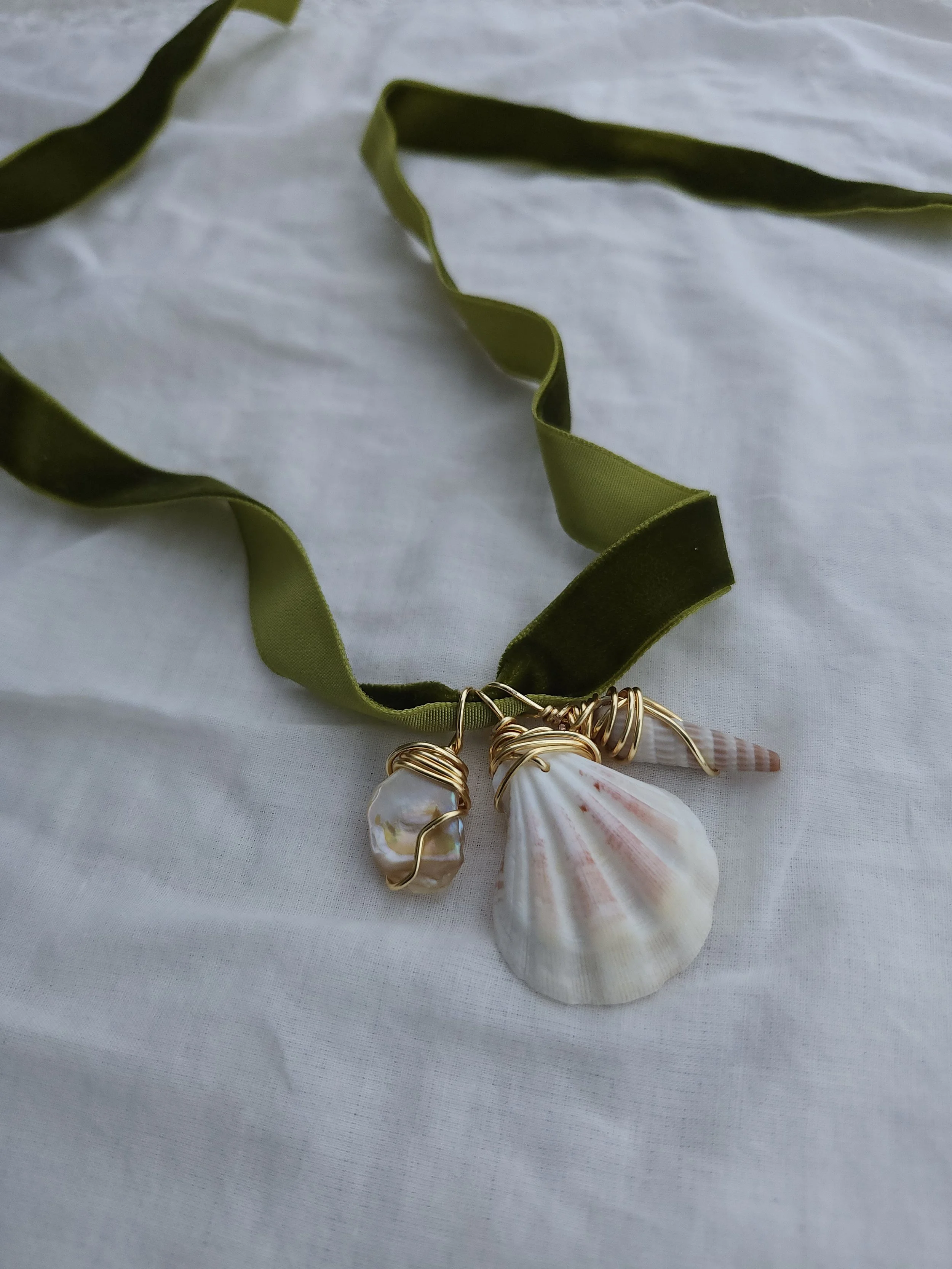 Velvet Ribbon tie necklace