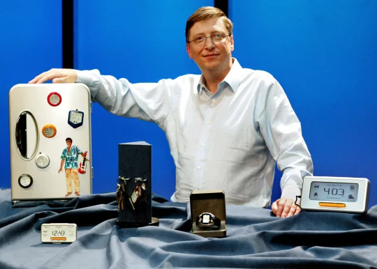 16 years ago, Bill Gates tried to move into selling watches and mobile displays but couldn't. Microsoft still can't, even as Apple does.