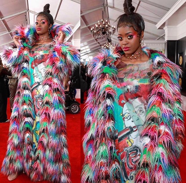 Grammys 2019 &bull; What an honor to have the talented @tierrawhack wear my original artwork down the @recordingacademy red carpet last night, in this amazing @nancyvolpeberinger creation💥! Nancy, you outdid yourself.