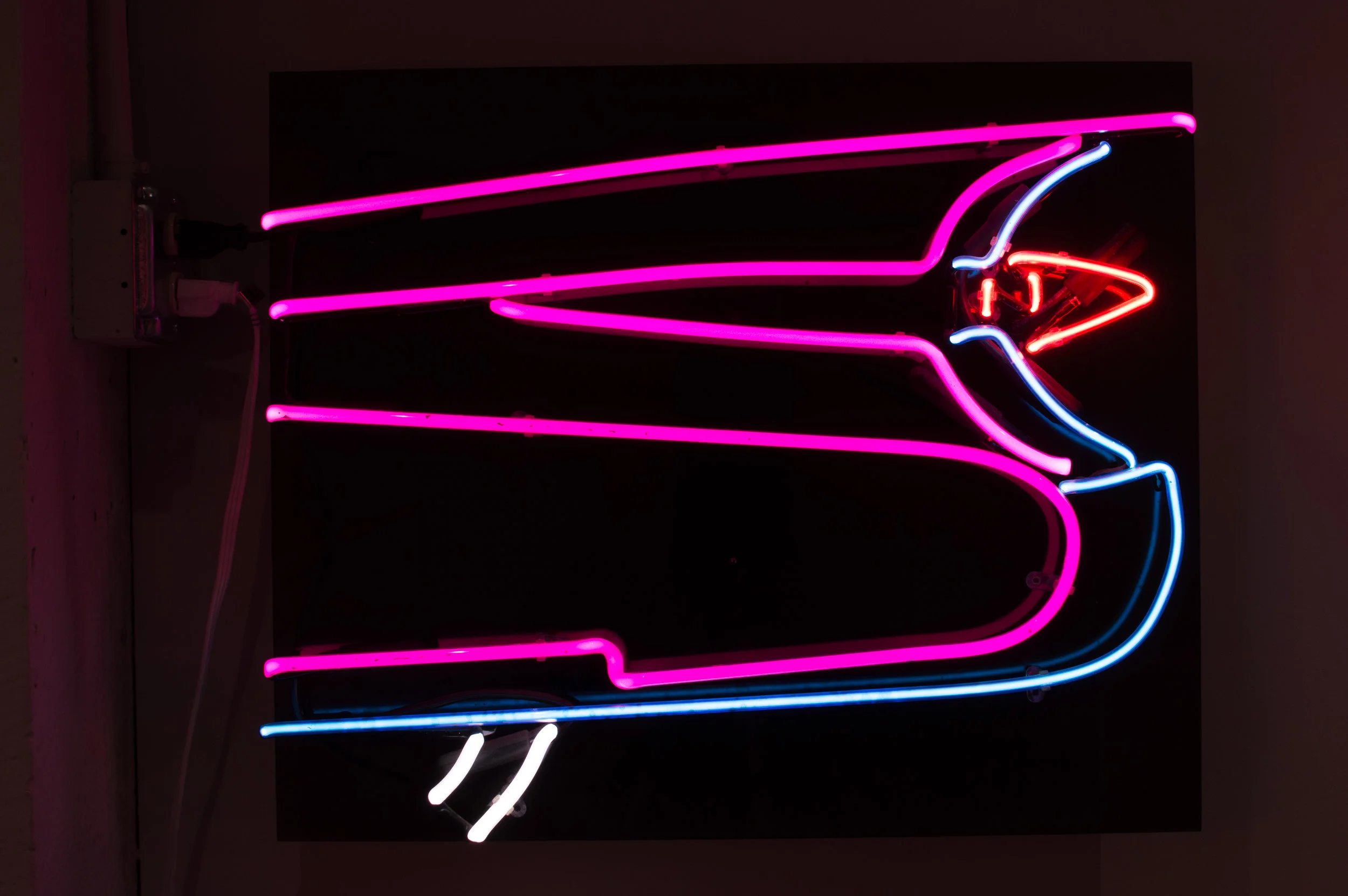docmyart_varwest_womeninneon_documentation_063.jpg