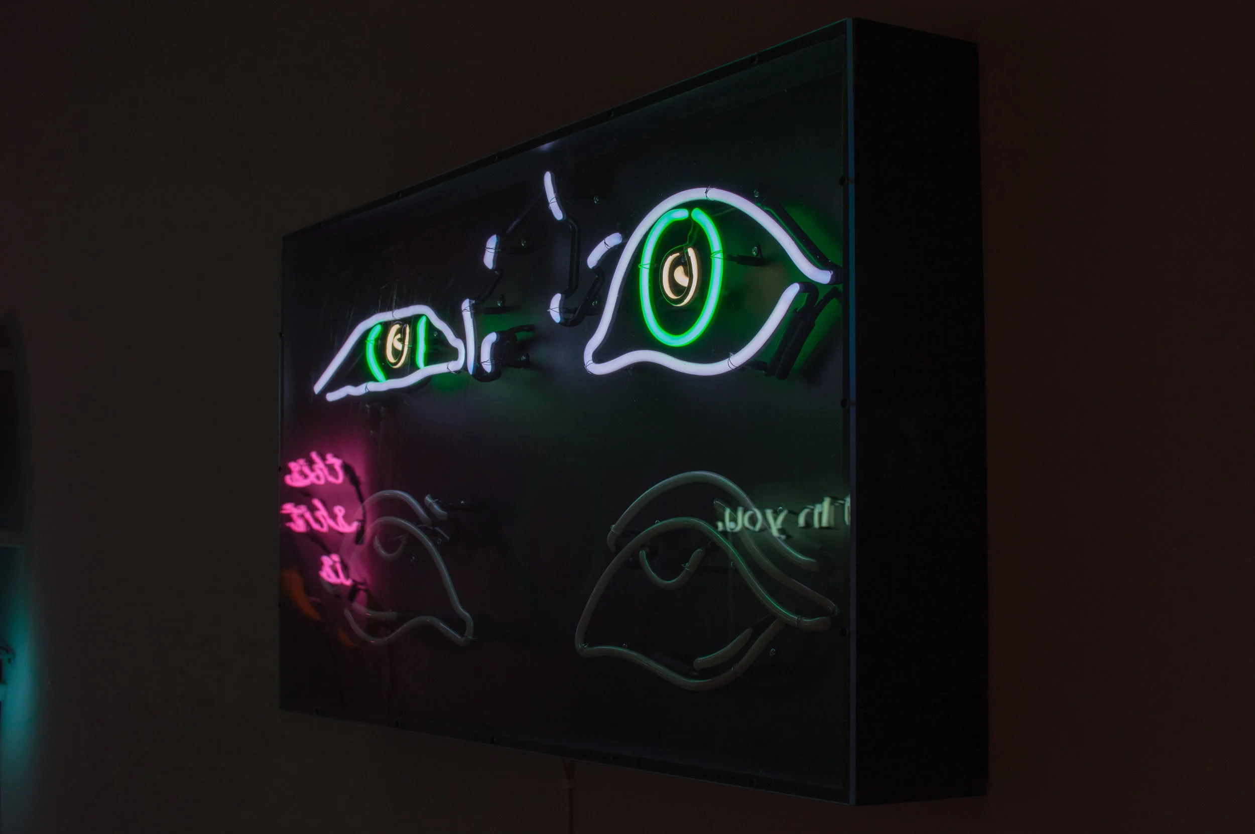 docmyart_varwest_womeninneon_documentation_142.jpg