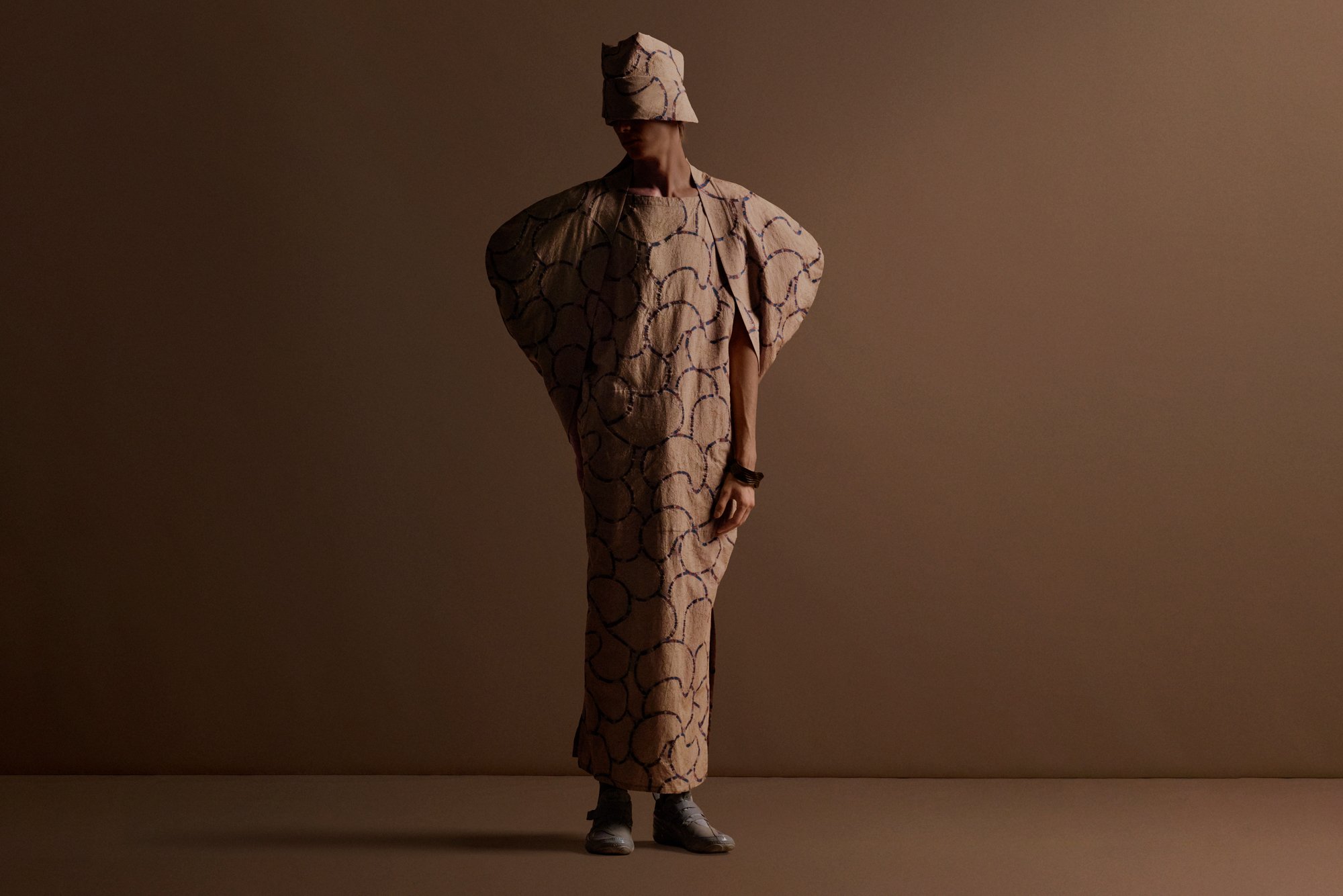 2-VASE-JACQUARD-SHIRT_IM-MEN_0768-1105.jpg