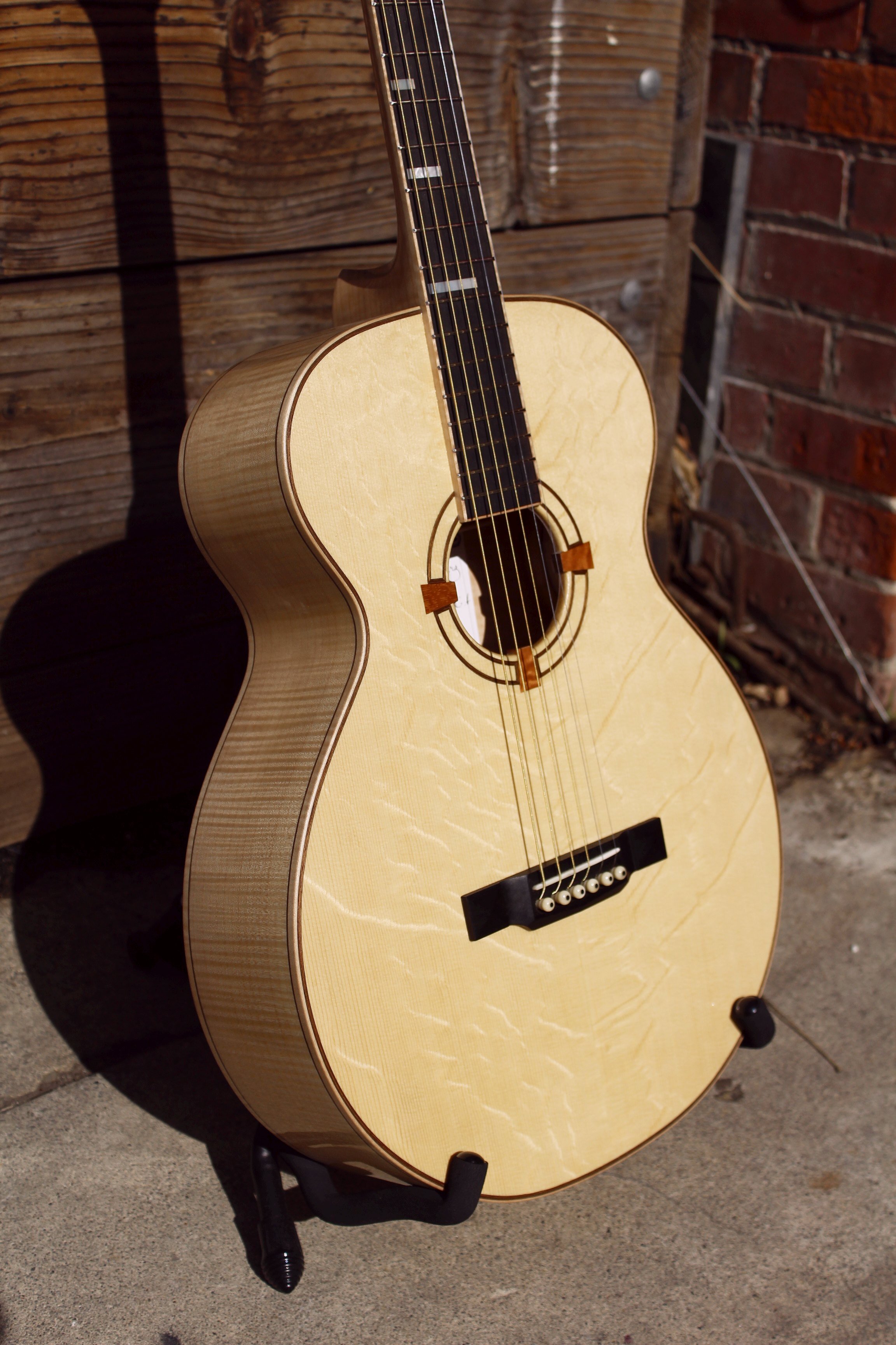 bearclaw-engelmann-spruce-custom-steel-string-guitar