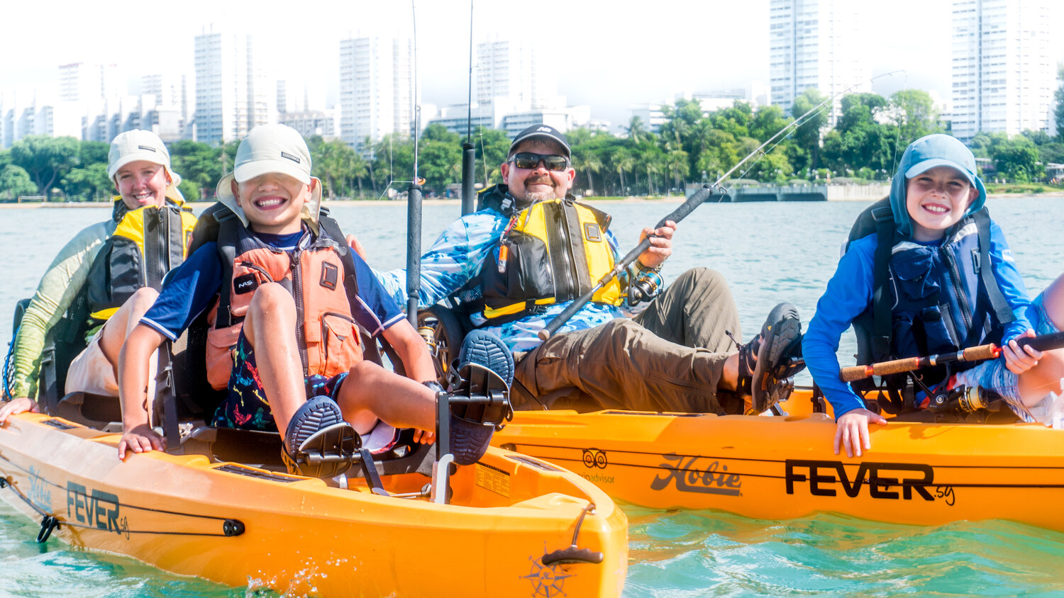 Canoe vs Kayak Fishing - Best Outdoor Adventure 2020