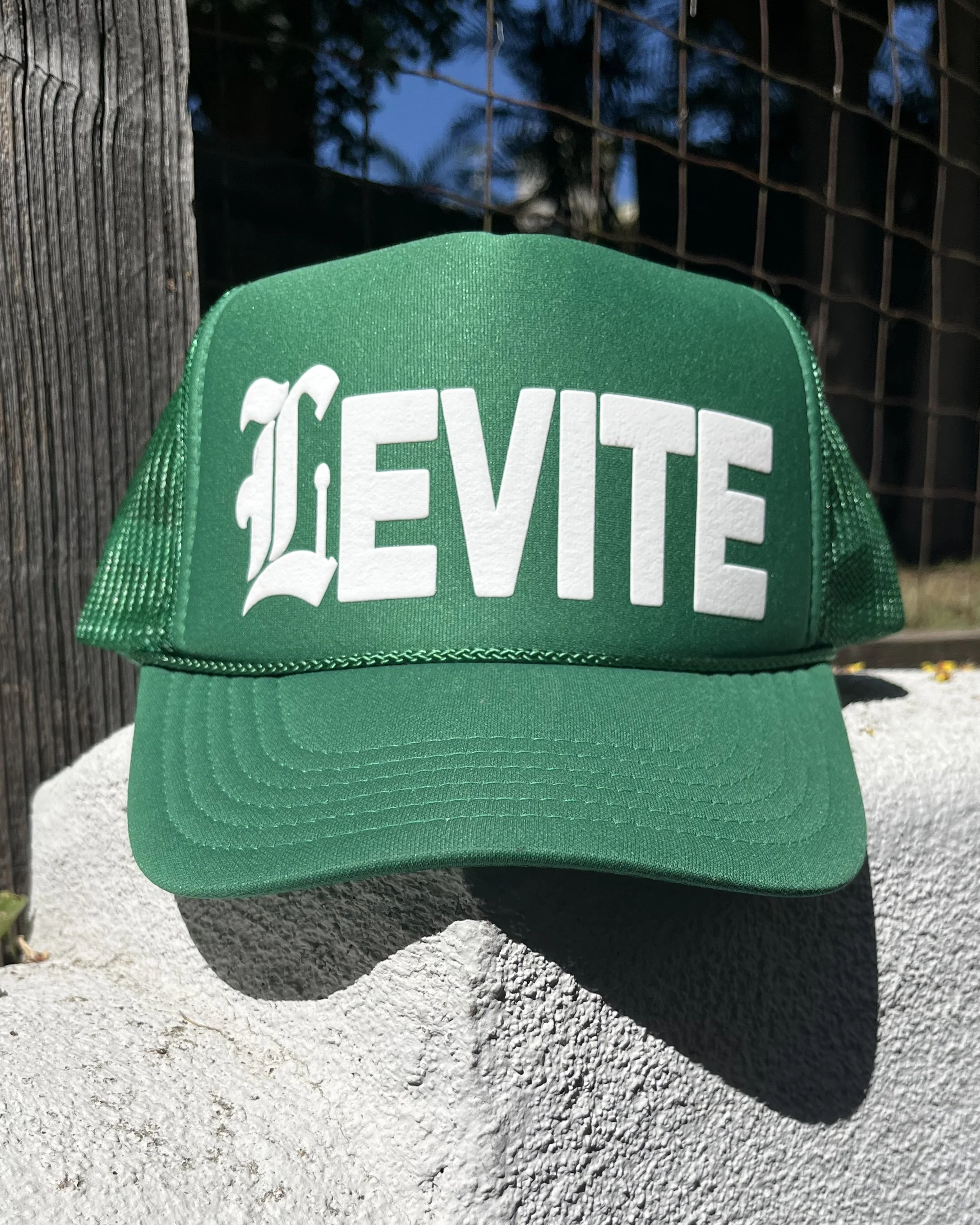 Levite Trucker