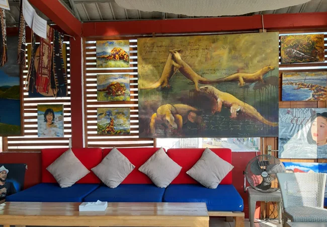 VOF-ART-LOUNGE-IMAGES2.jpg
