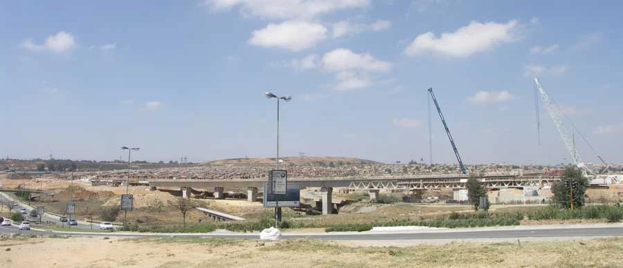 Focus-archi-insolite-viaduc-Gautrain-South-Africa.jpg