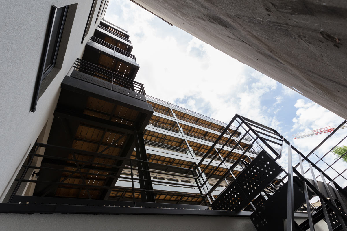 focus-archi-magazine-bruxelles-cage-escalier.jpg