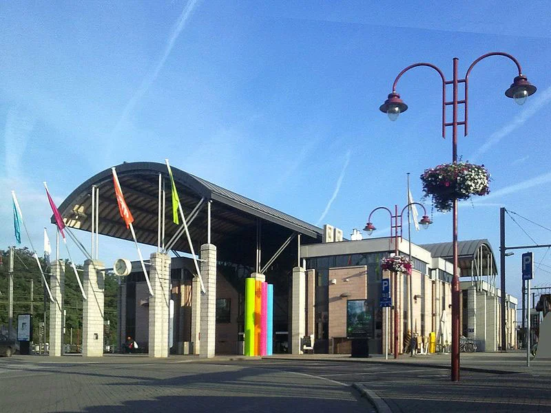 focus-archi-magazine-architecture-ecologie-gare-ottignies-01.jpg