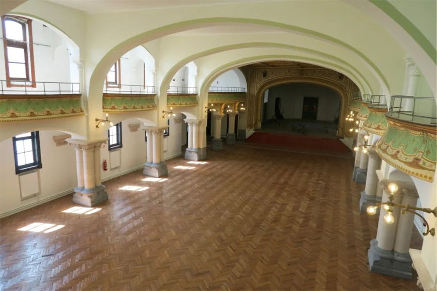 Focus-Archi-magazine-archi-theatre-Ramegnies-Chin.jpg