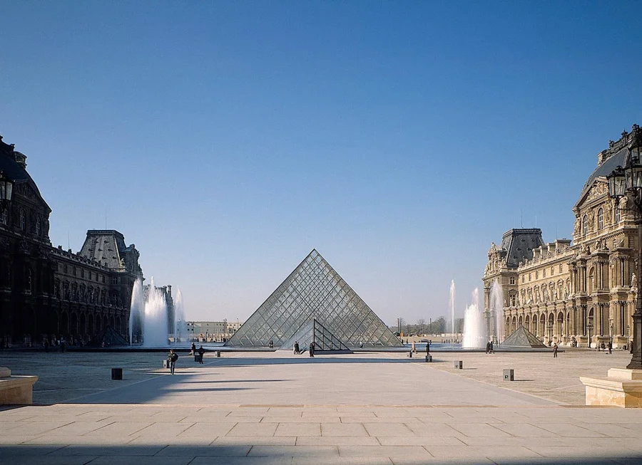 Focus-archi-magazine-architecture-Pei-Louvre.jpg