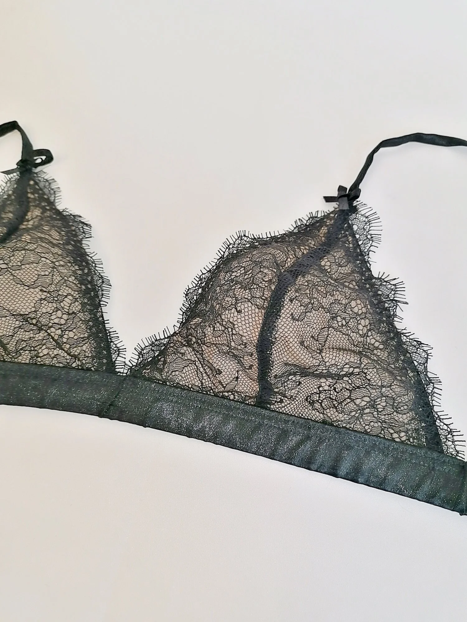 bespoke lace bra.jpg