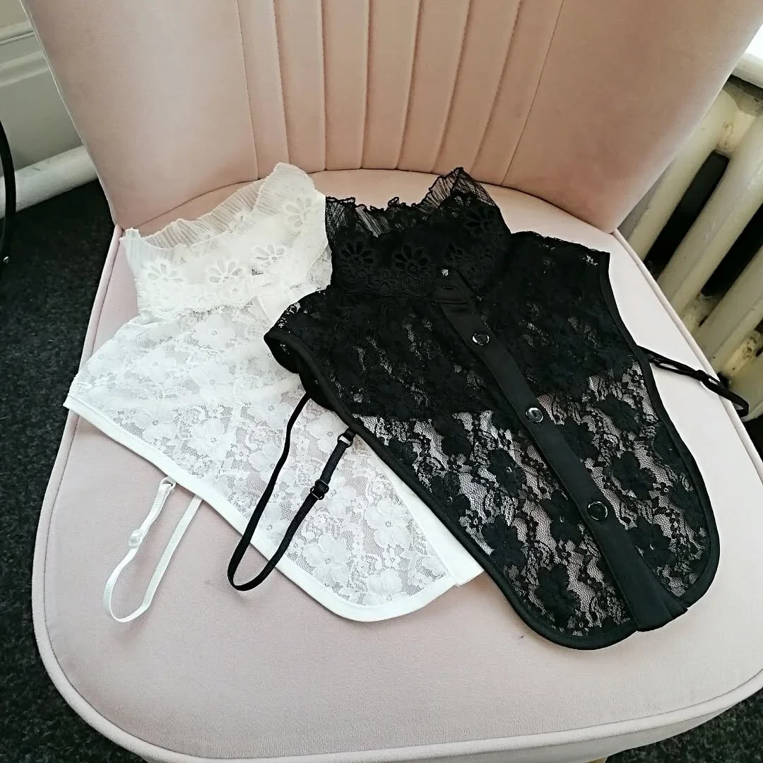 Bespoke lace shawl for two colours for client's special occasion 💓 #bespokelingerie