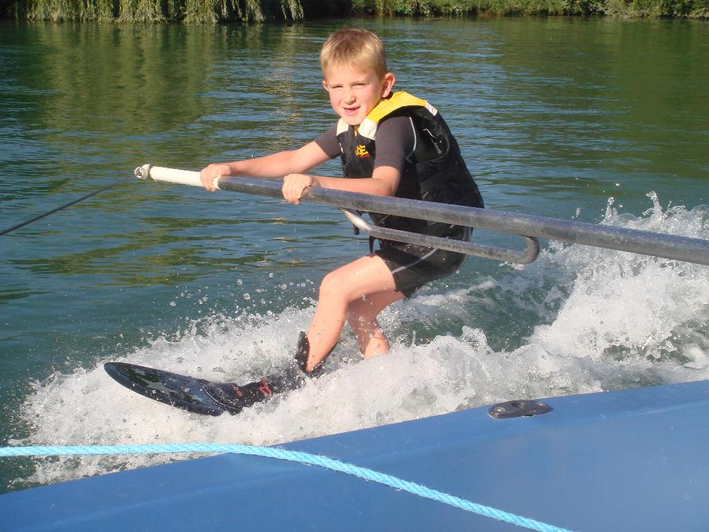 ski_nautique_baby_ski_3.jpg