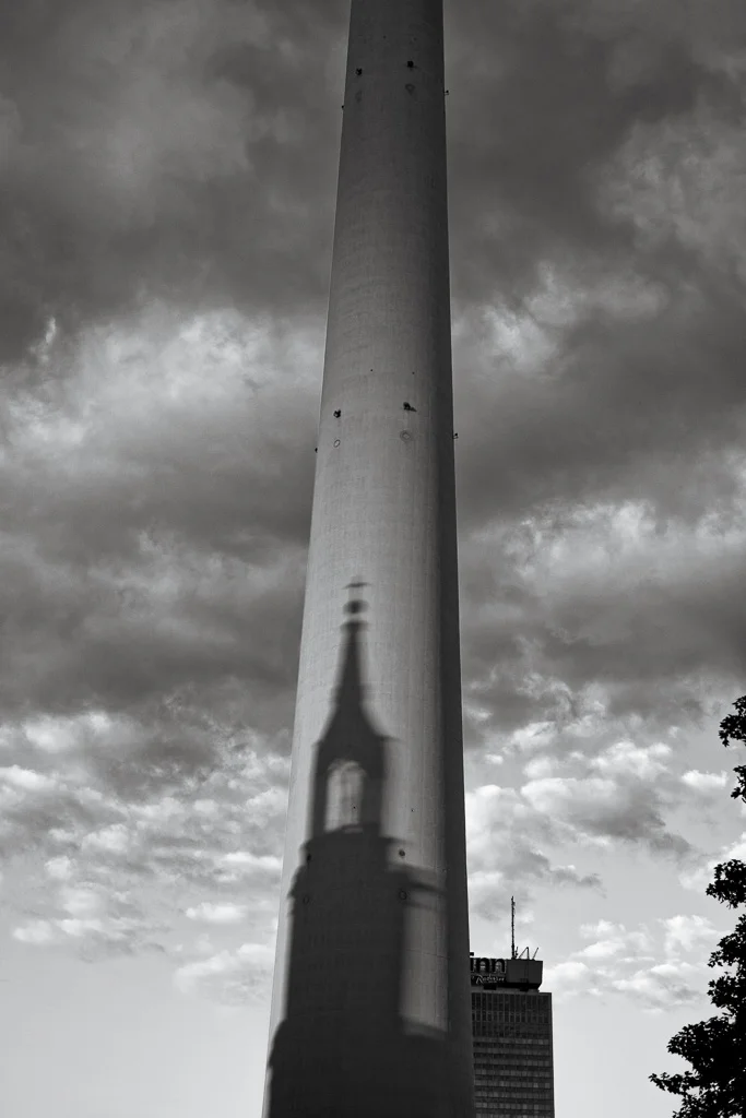 2015-09-26_Fernsehturm_Rollei_web.jpg