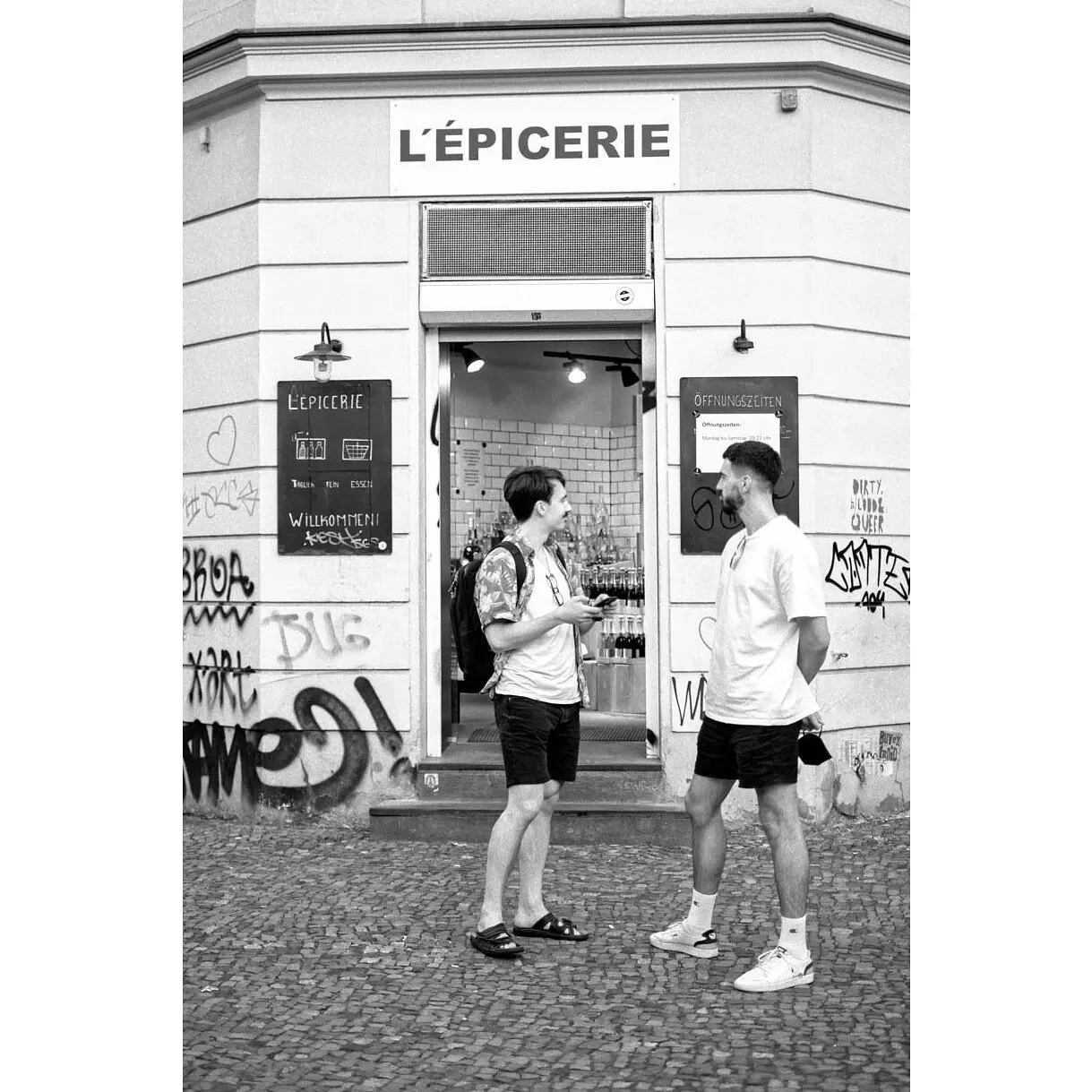 .
.
.
.
.
 #bnw_demand #bnwmood #monochrome #bnw_globe #blackandwhitephoto #rsa_bnw #blackandwhitephotography #blacknwhite_perfection #bnw_captures #bnw_city #bnw_life #bnw_rose #bnw_society #urbex #streetshared #aov #weekly_feature #createexploretak