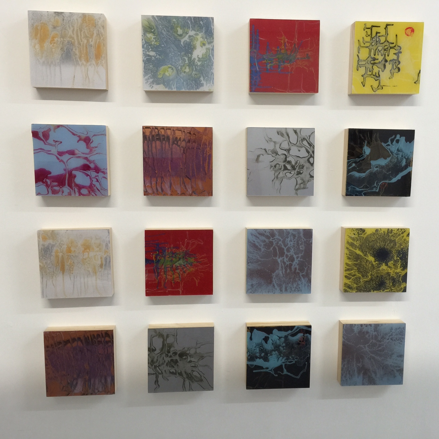 Wall of 8 x 8 inches