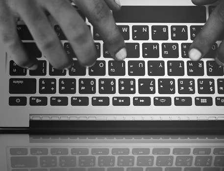 online presence B+W.jpeg