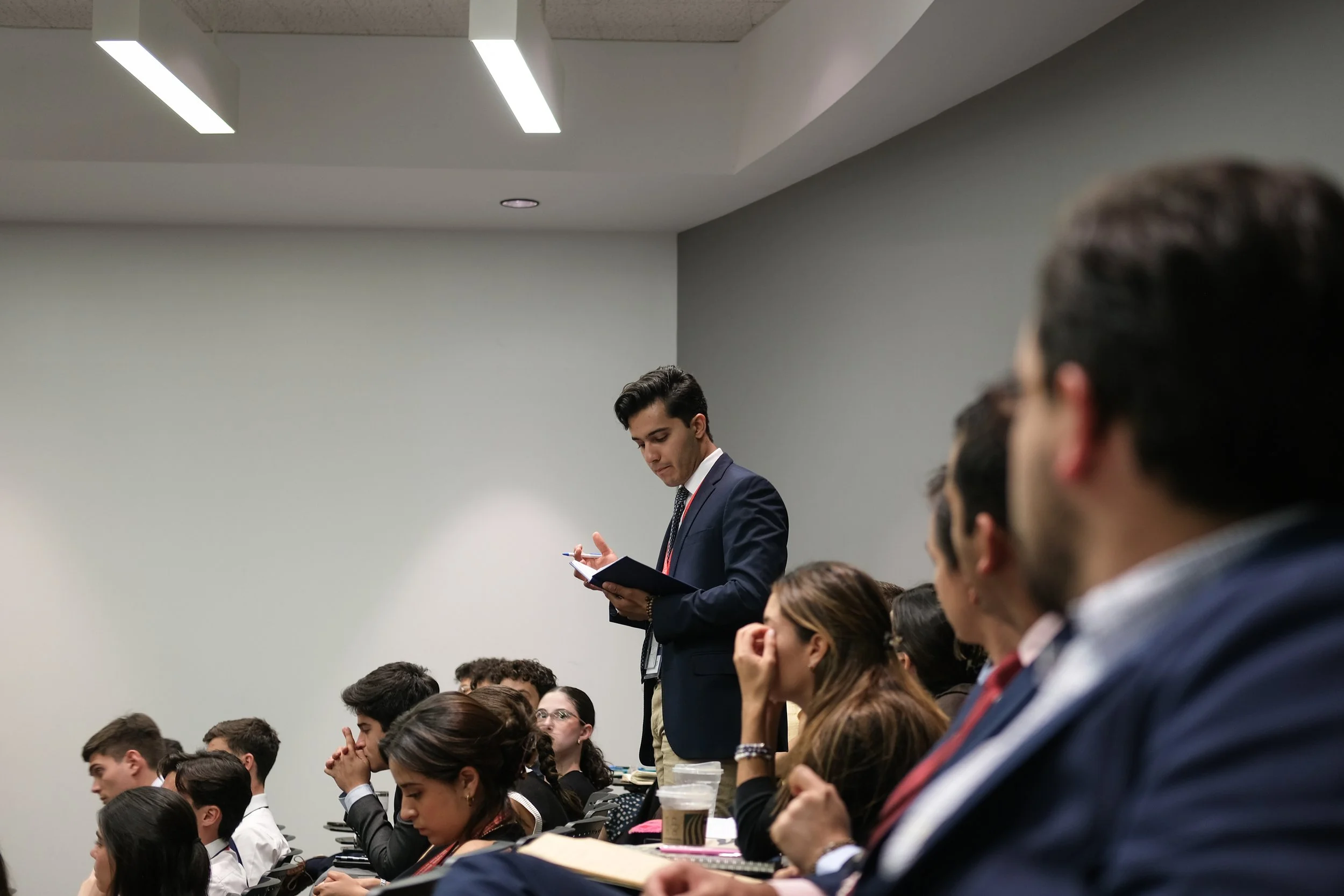 Intellectual Formation That Combines Faith and Leadership