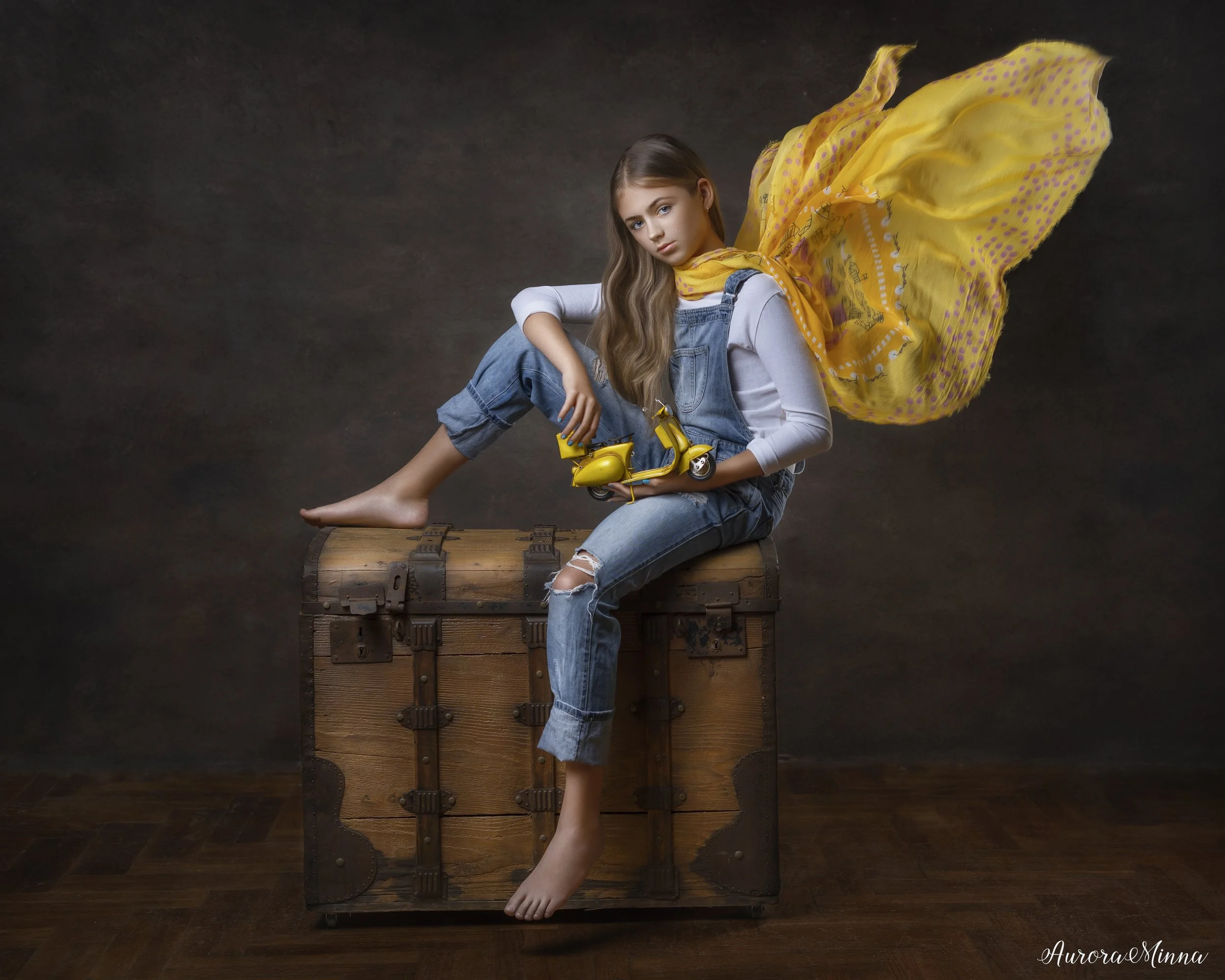 _AMP5642 copyface.jpg