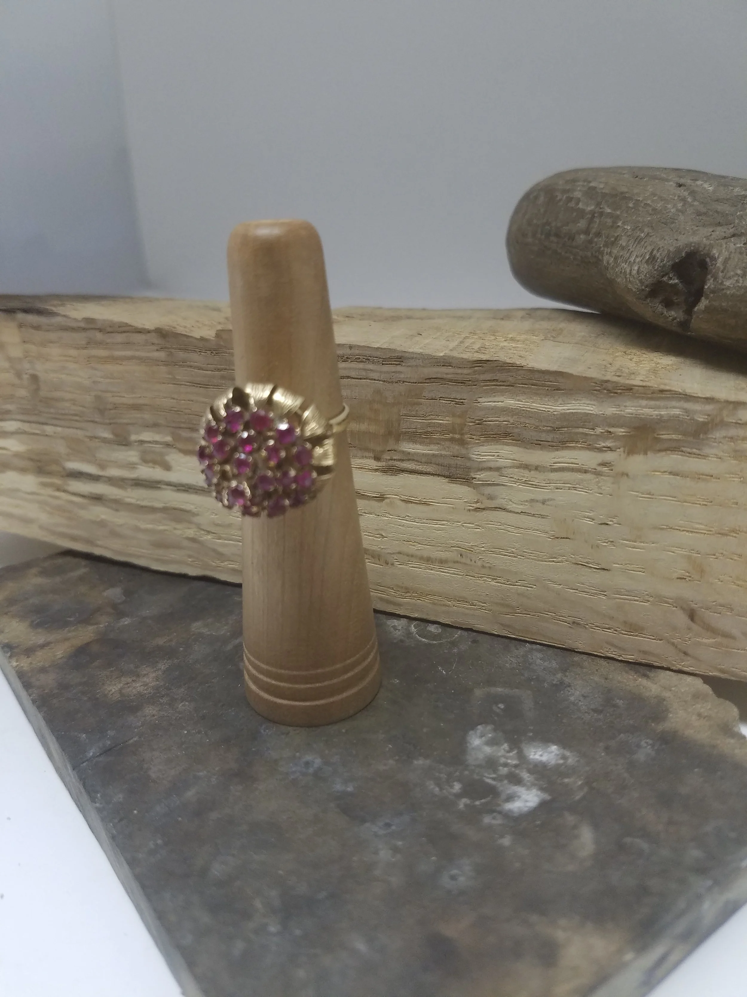 Vintage 18K Yellow Gold Ruby Ring.